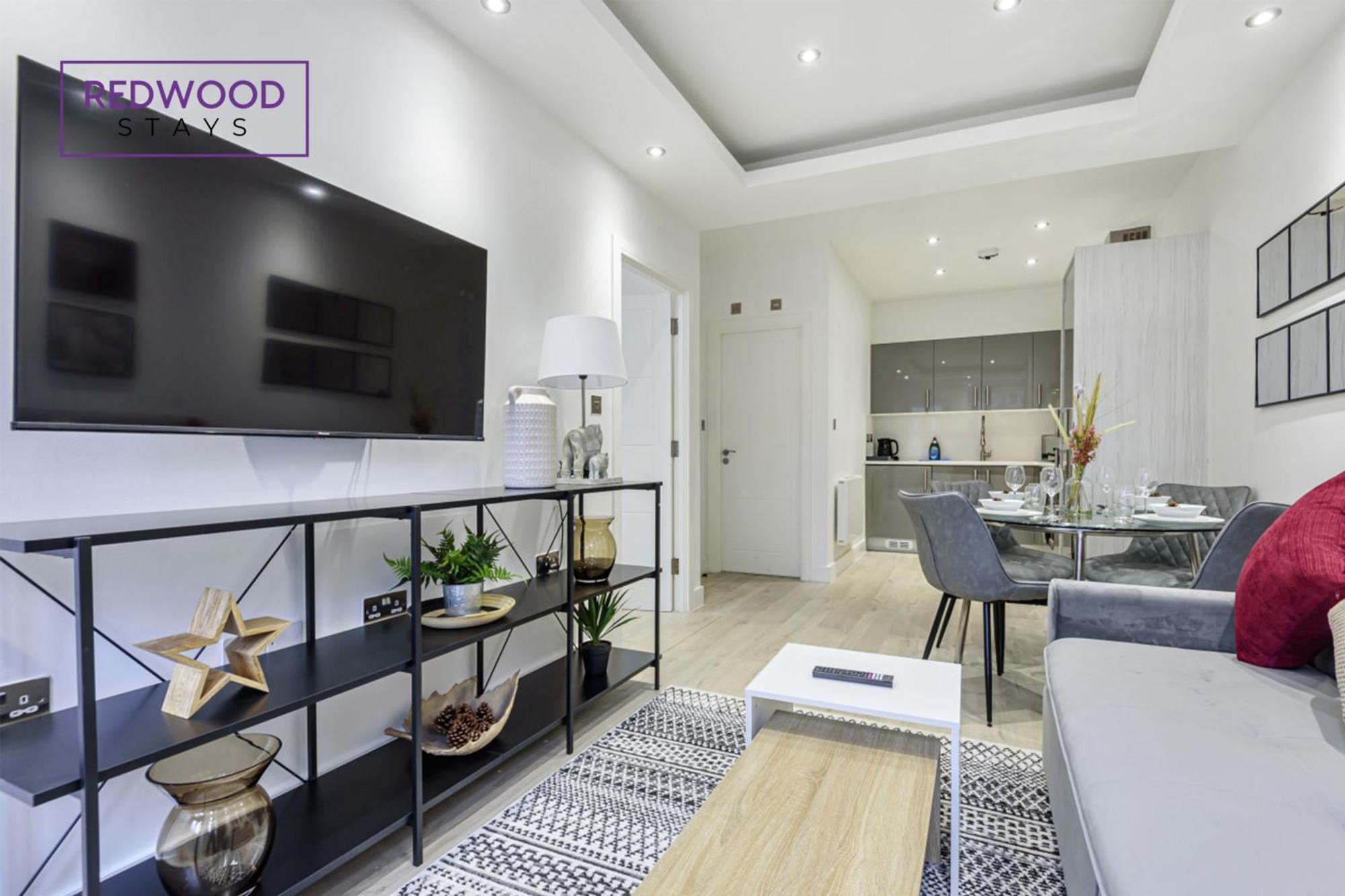 1 Bed 1 Bath Town Center Apartments For Corporates & Contractors, Wifi, Netflix And Parking On Selected Units By Redwood Stays Aldershot Esterno foto